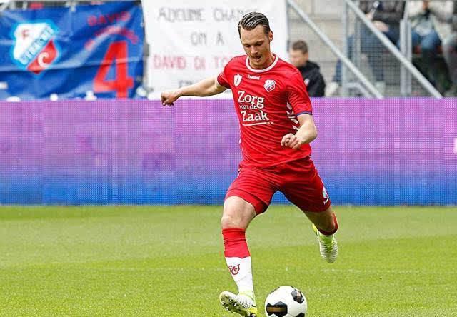 超的表现稳 超的表现稳